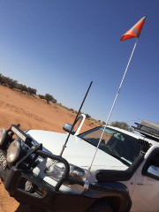 FLAG SAFETY/SAND 3 X 1M SECTIONS 4WD