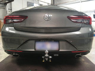 TOWBAR SUIT HOLDEN COMMODORE ZB 10/17-ON