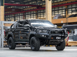 BULLBAR TOYOTA HILUX 2020-12/23 BLACK BB