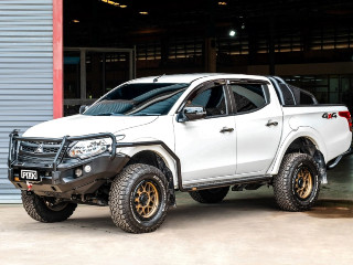 BULLBAR TRITON 2015-2019 BLACK RECOVERY