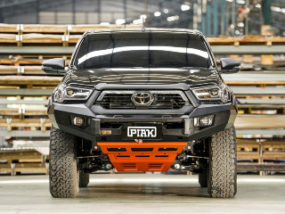 BULLBAR TOY HILUX 2020 ON BLACK & ORANGE