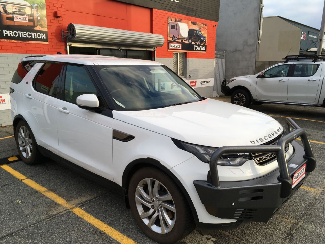 land rover discovery 5 bull bar